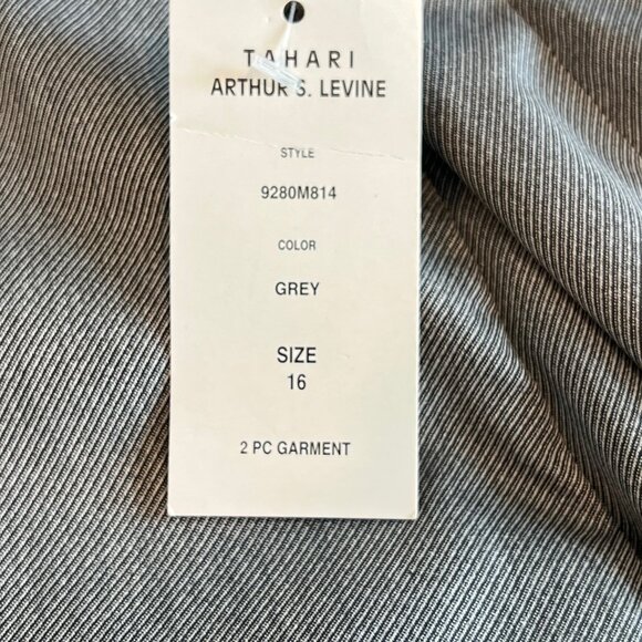 Tahari Arthur S. Levine Gray 2-Piece Suit Set – Blazer & Pants, Size 16 - Picture 11 of 11